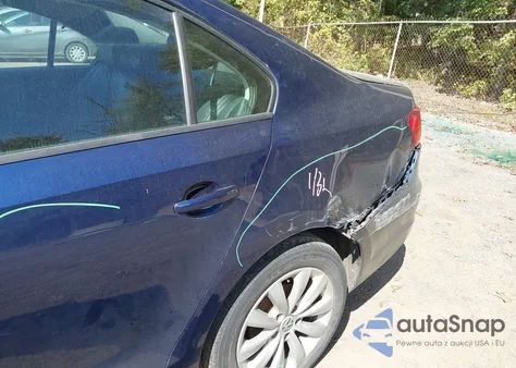 2011 Volkswagen Jetta 2.5L Se z USA, uszkodzony, nr VIN 3VWDX7AJ5BM338343